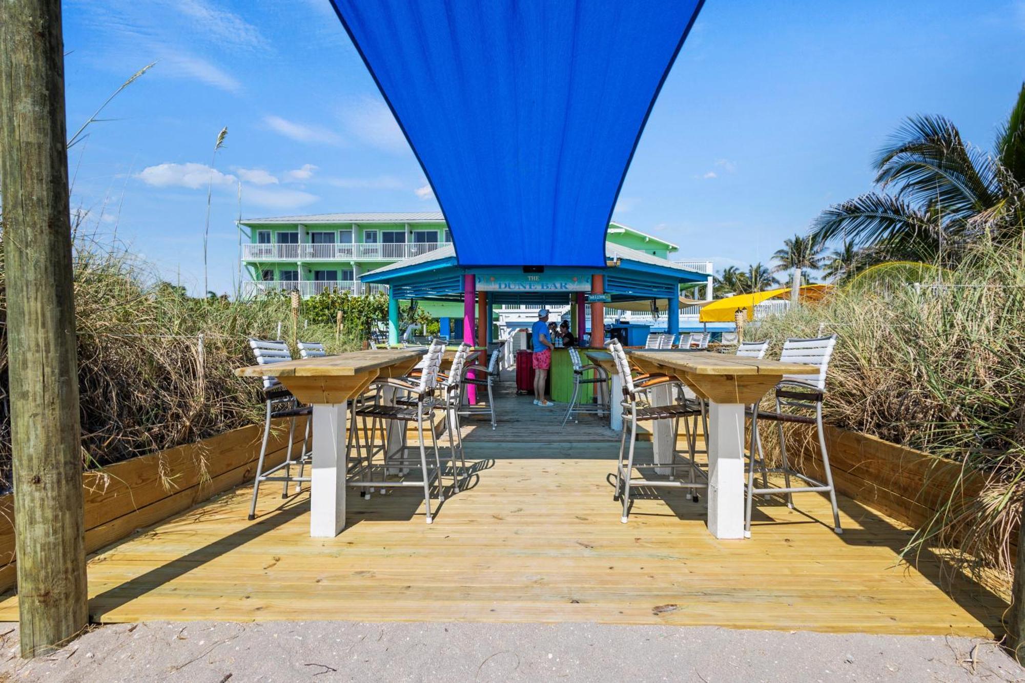 Oceanfront Inn, Inlet View Room, King Bed, #14 포르 피어스 외부 사진