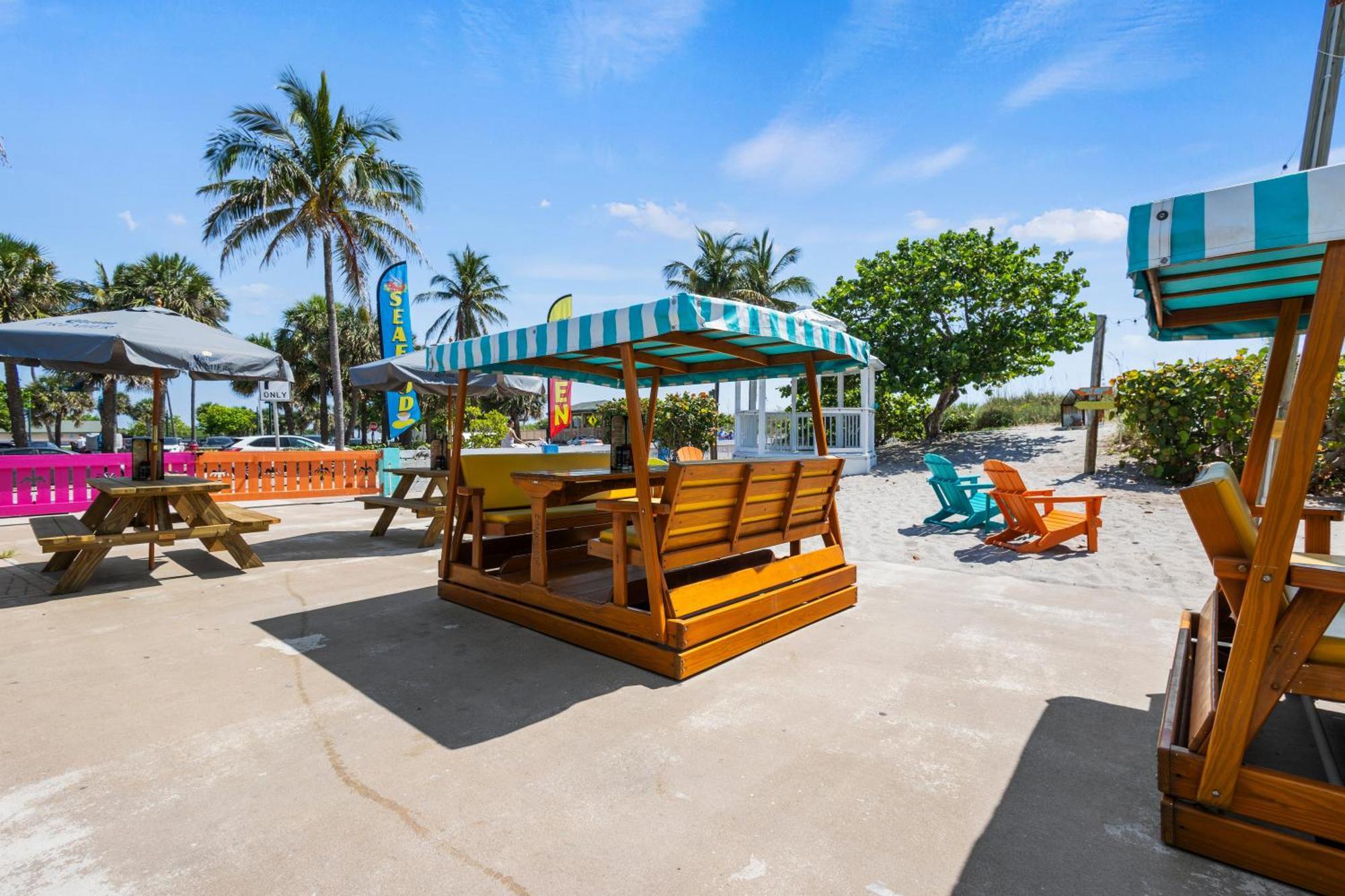 Oceanfront Inn, Inlet View Room, King Bed, #14 포르 피어스 외부 사진
