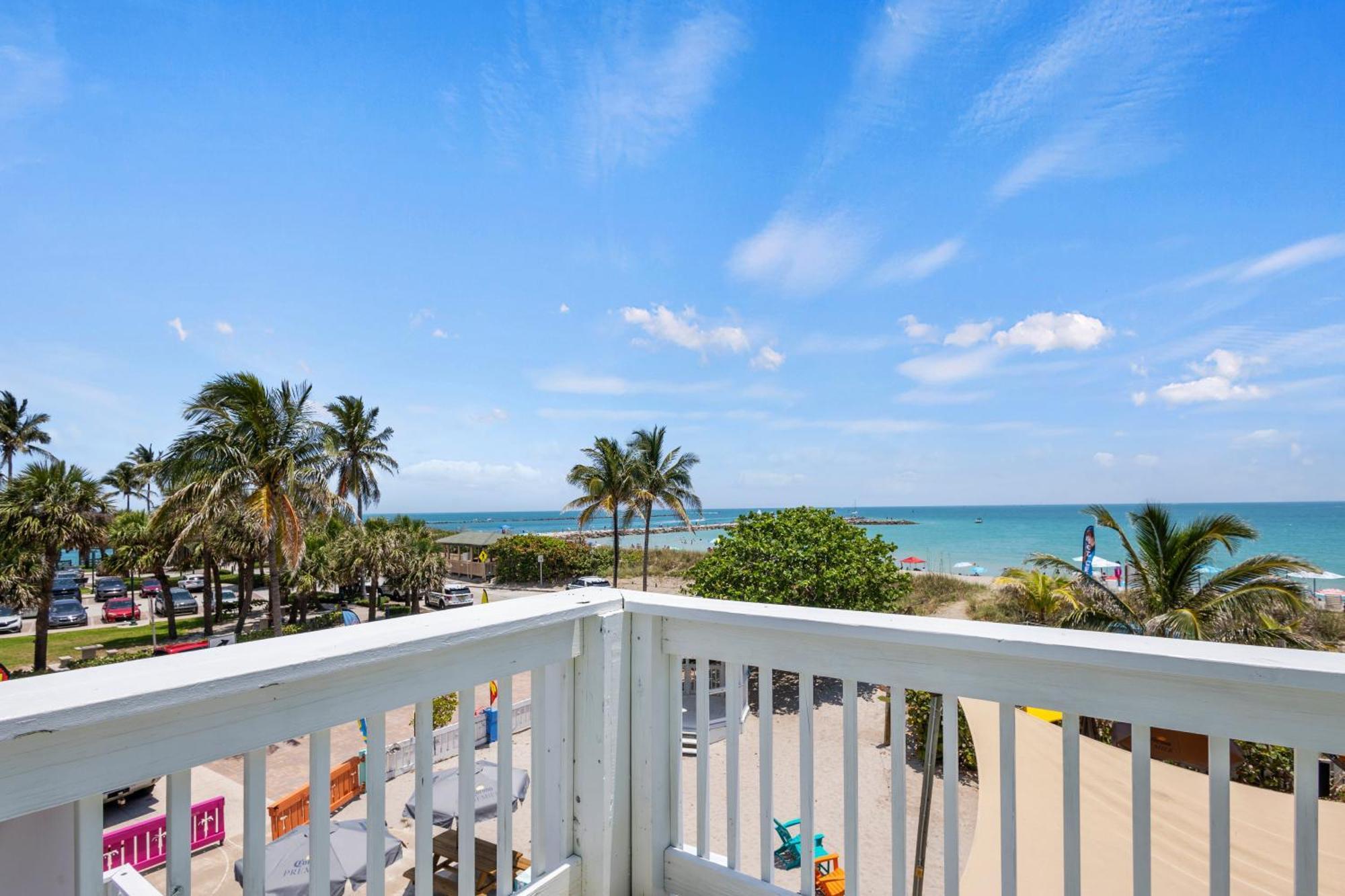 Oceanfront Inn, Inlet View Room, King Bed, #14 포르 피어스 외부 사진