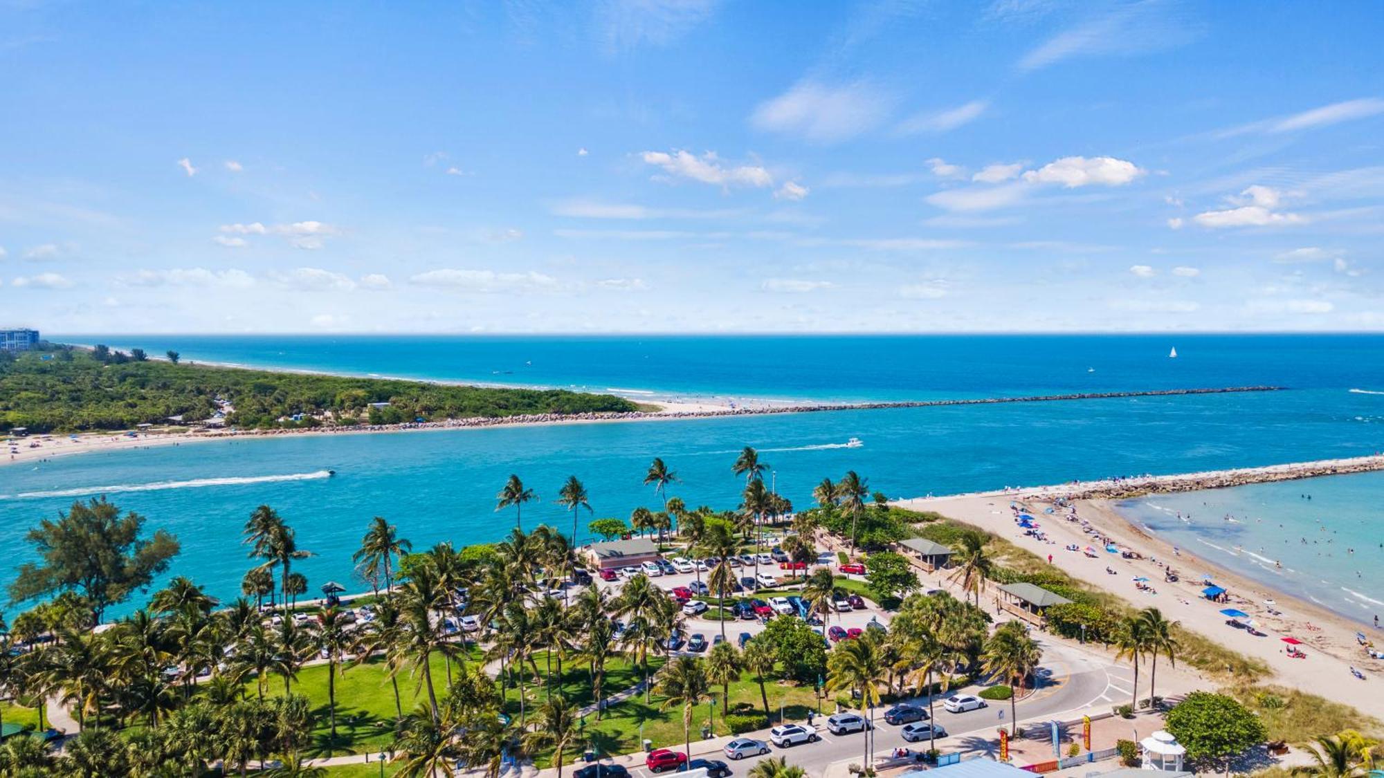 Oceanfront Inn, Inlet View Room, King Bed, #14 포르 피어스 외부 사진